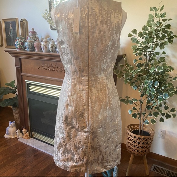 Trina Turk • Gold Sequin Cocktail Sheath Dress Sz 4 • New with Tags - Picture 5 of 8